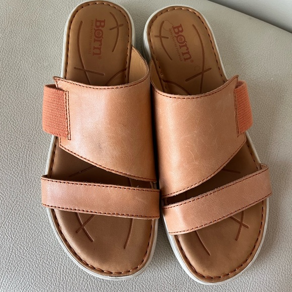 Born Oceana Women’s Tan Leather  Comfortable Slide Sandals Size 7 - Picture 4 of 10